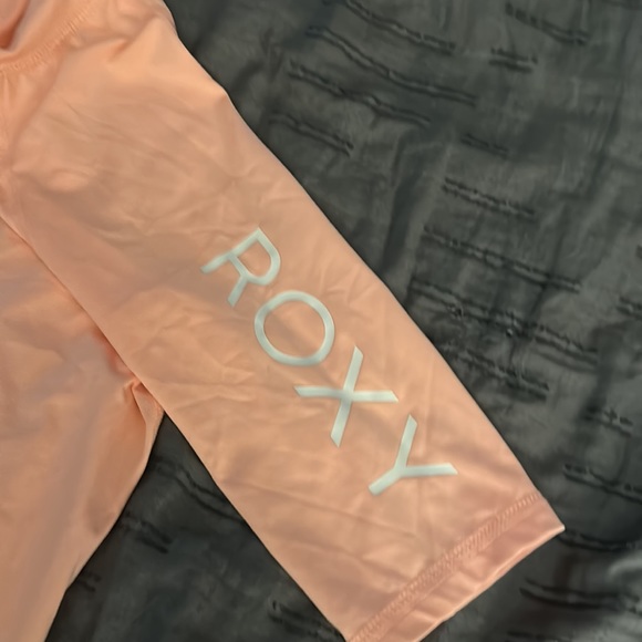Roxy Rashguard - Picture 4 of 5